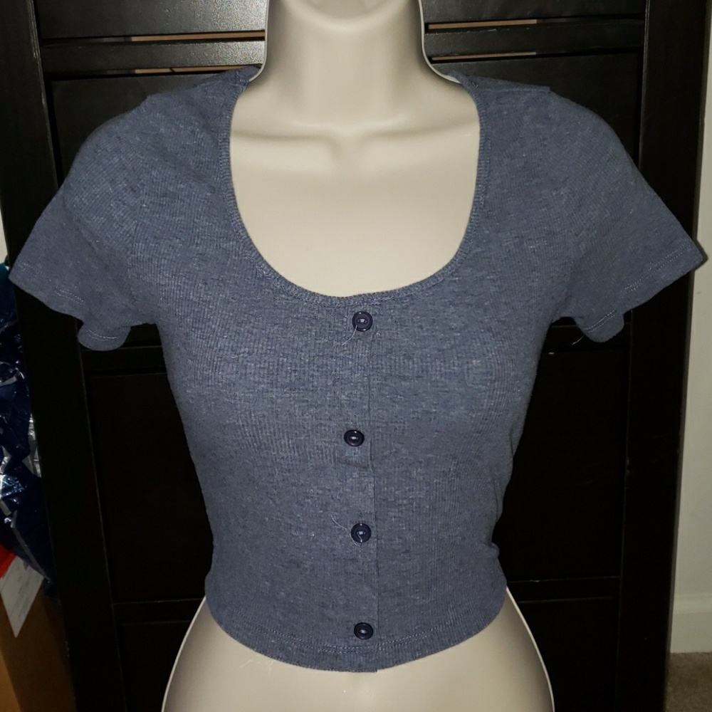 Grey crop top